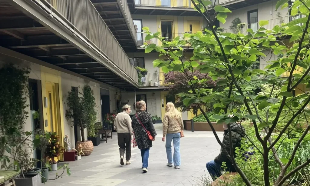 Bezoekers van de Open Dag bij Ebbingehof